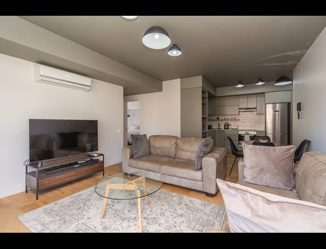 2 BEDROOM APARTMENT TO LET IN GARDENS